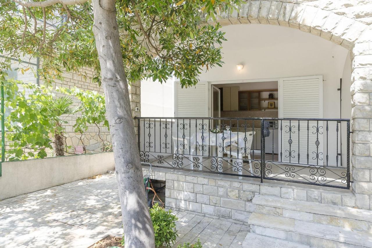 Apartments Karolina Vodice Zewnętrze zdjęcie