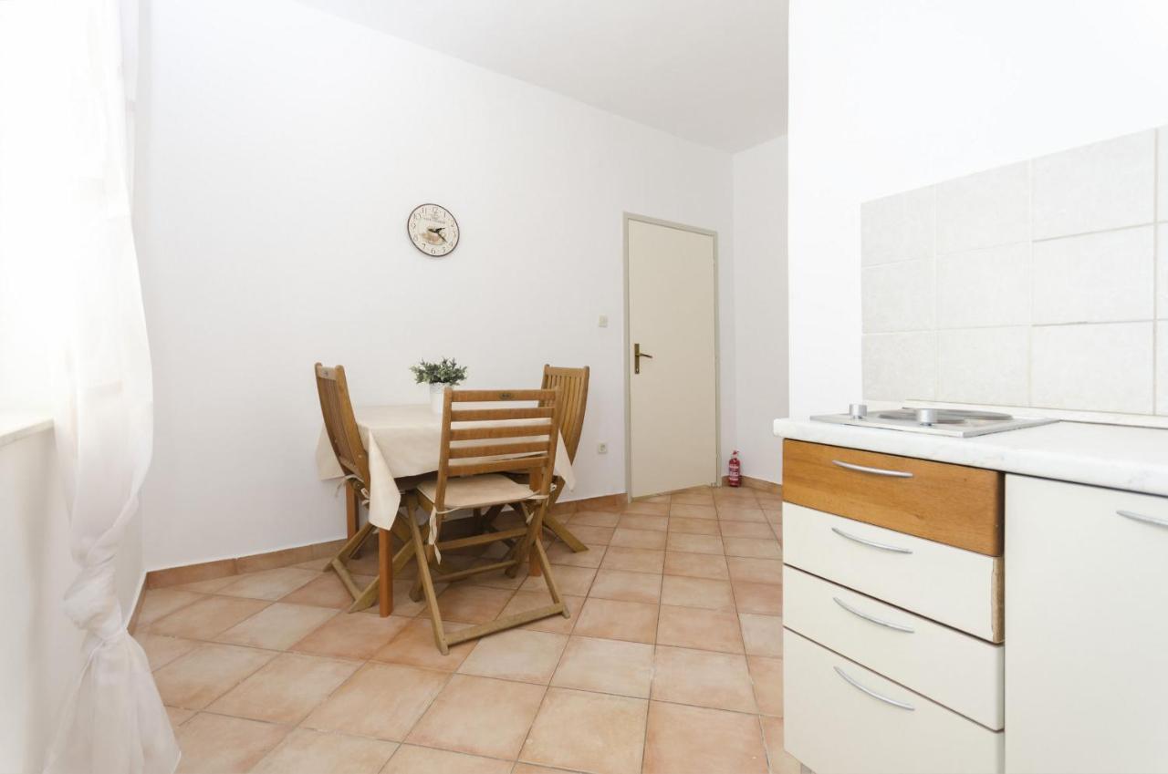 Apartments Karolina Vodice Zewnętrze zdjęcie