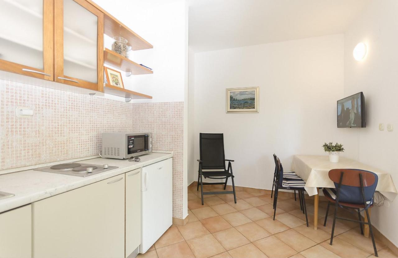 Apartments Karolina Vodice Zewnętrze zdjęcie