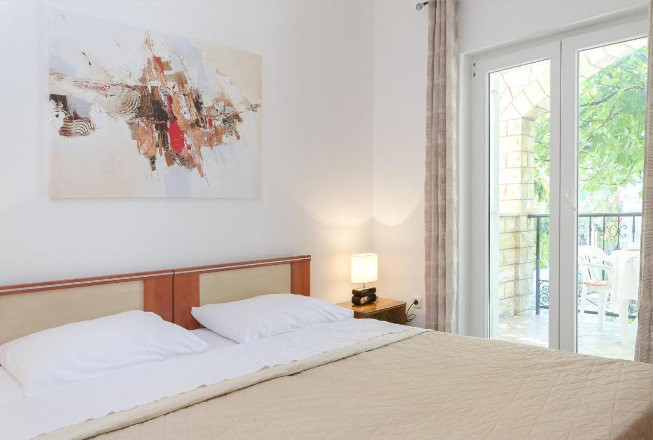 Apartments Karolina Vodice Zewnętrze zdjęcie